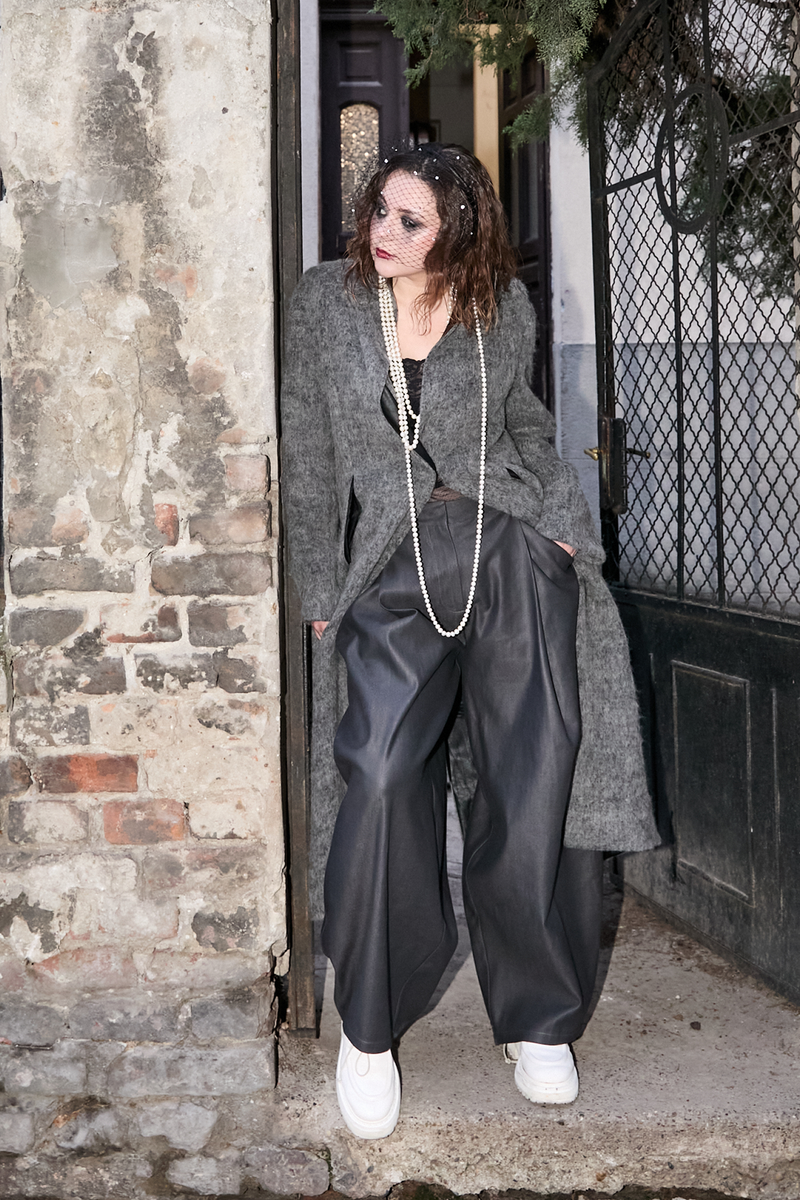 LOOK 0105