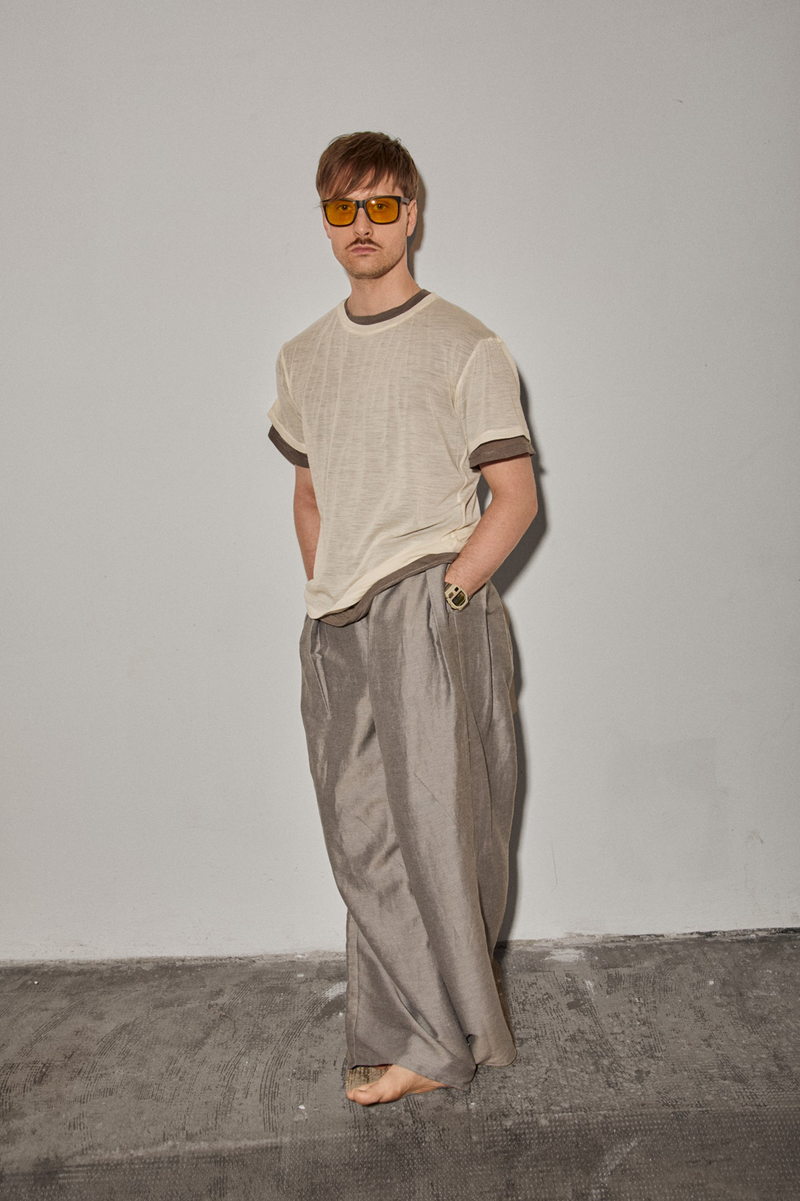 LOOK 0205