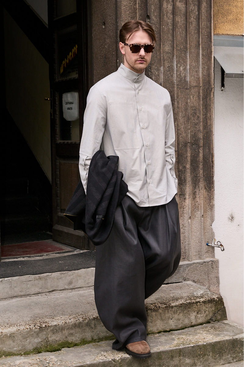 LOOK 0103